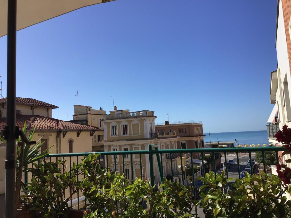 Ostia Bed And Beach Eksteriør bilde