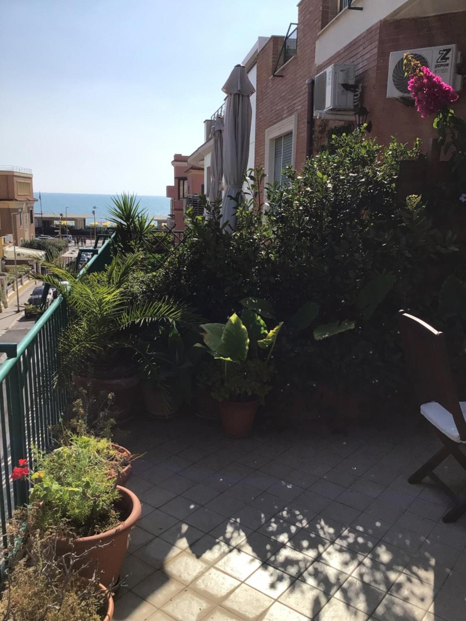 Ostia Bed And Beach Eksteriør bilde